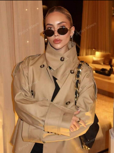 بارونی زنانه. ترنچکت