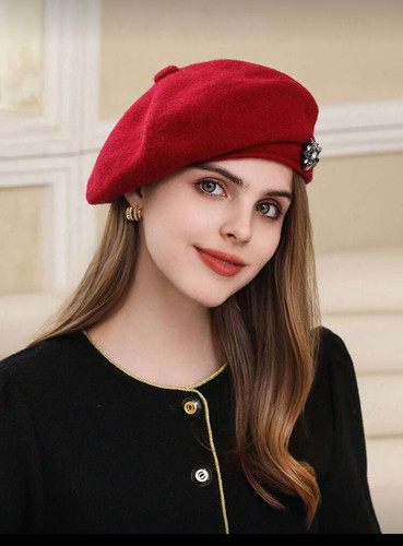 کلاه. کلاه زنانه. کلاه پشمی. کلاه زمستانی