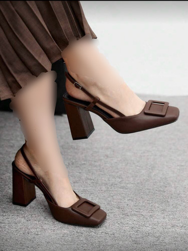 کفش زنانه. کفش شیک زنانه. کفش پاشنه دار. کفش پاشنه بلند.