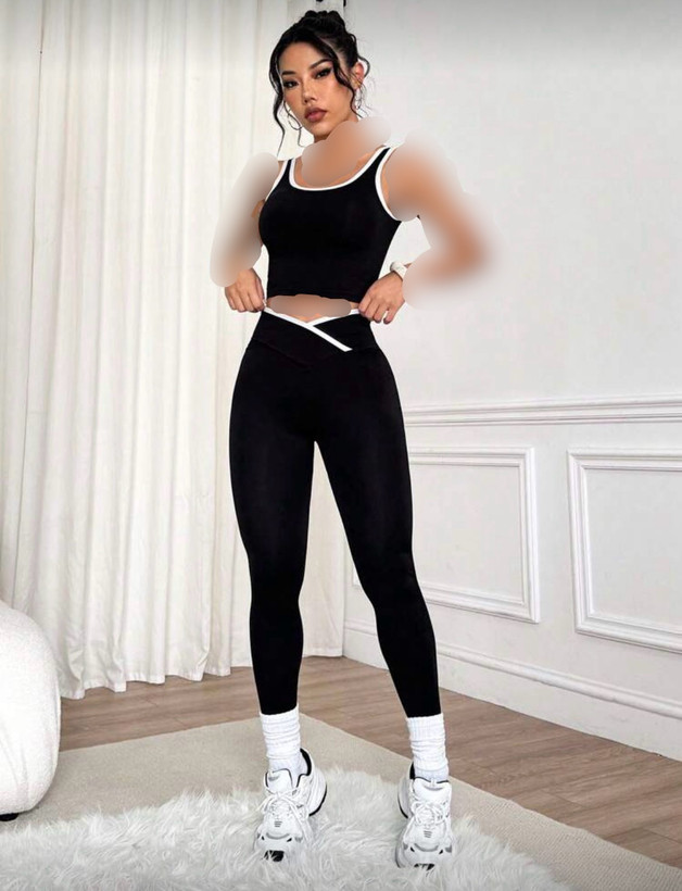 ست ورزشی زنانه برند shein نیمتنه و لگ